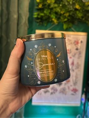 BBW x Disney Jasmine Candle